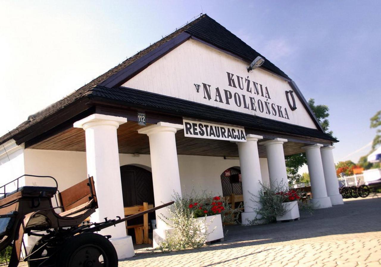 Hotel Kuznia Napoleonska Teresin Buitenkant foto
