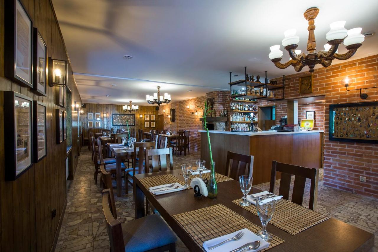Hotel Kuznia Napoleonska Teresin Buitenkant foto