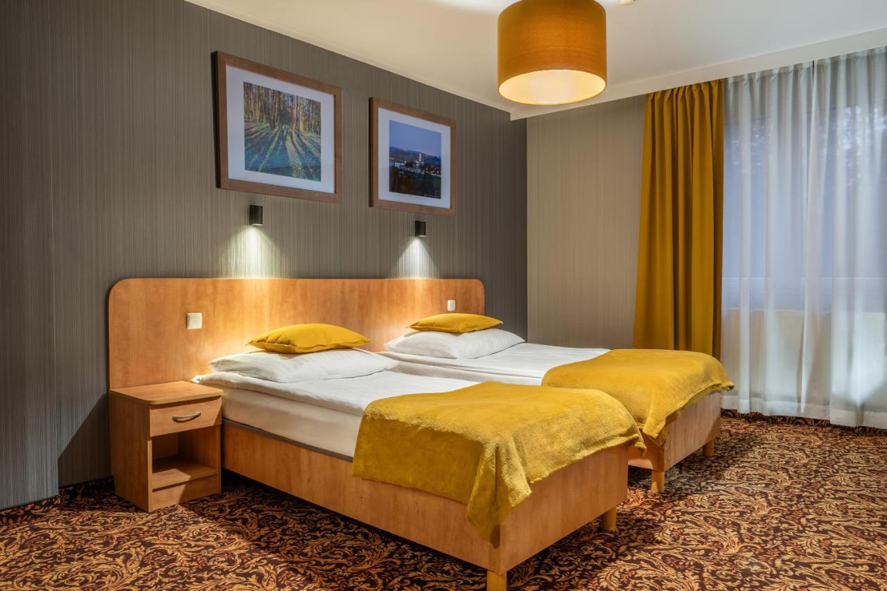 Hotel Kuznia Napoleonska Teresin Buitenkant foto
